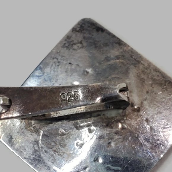 Vintage Sterling Silver Celtic Knot Earrings - Picture 3 of 5